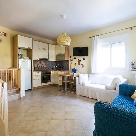The Maisonette * Siviri