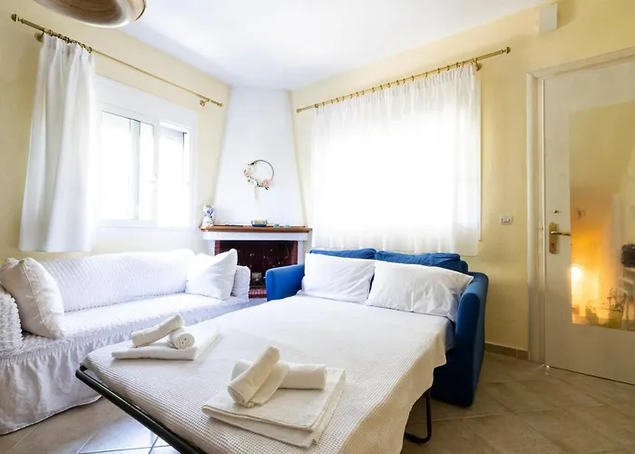 The Maisonette * Siviri